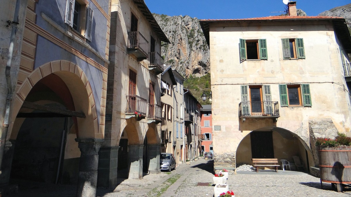 il paese piu piccolo del piemonte