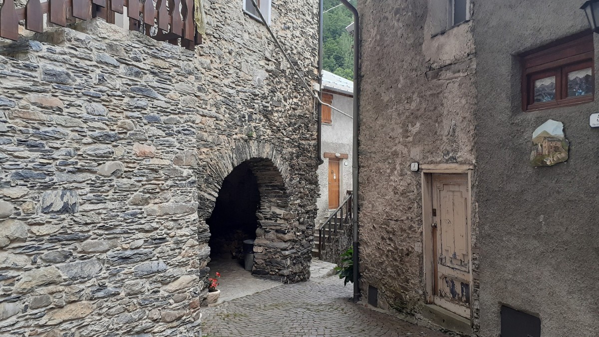 il paese piu piccolo del piemonte