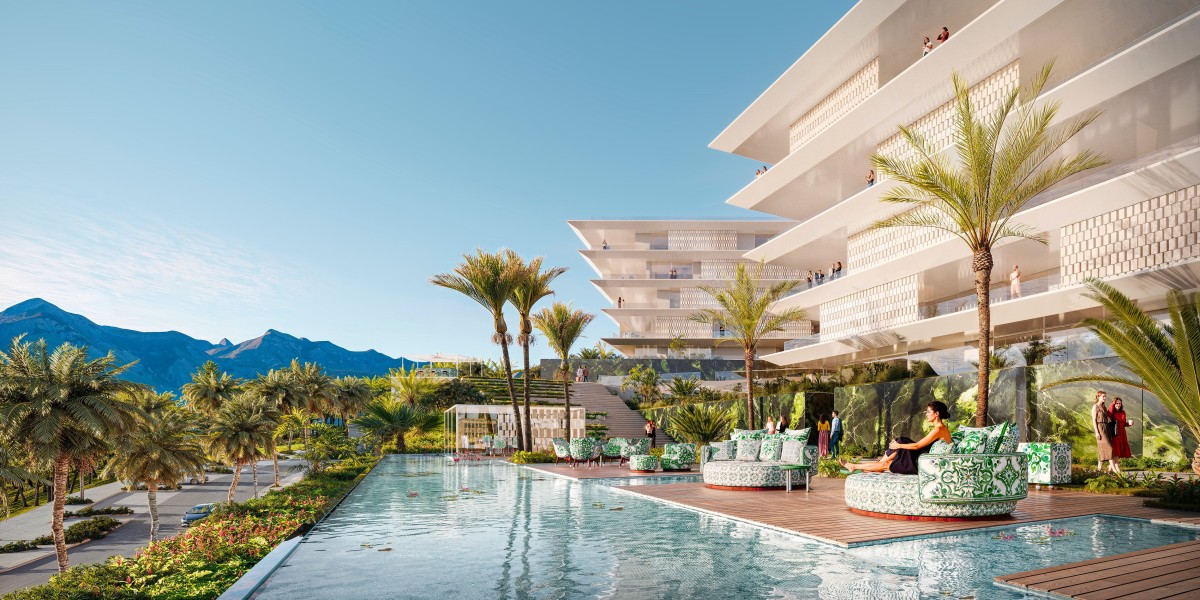 Piscina y vistas a la montaña