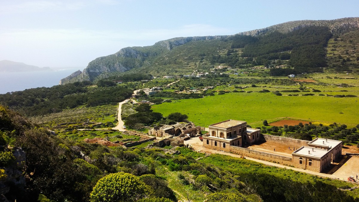 cosa vedere a levanzo