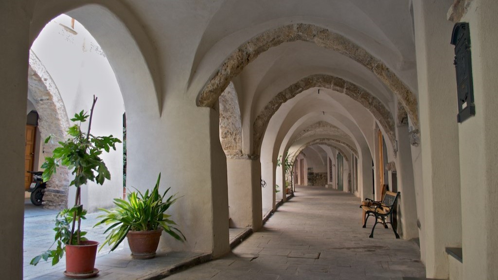 paesi vicino savona