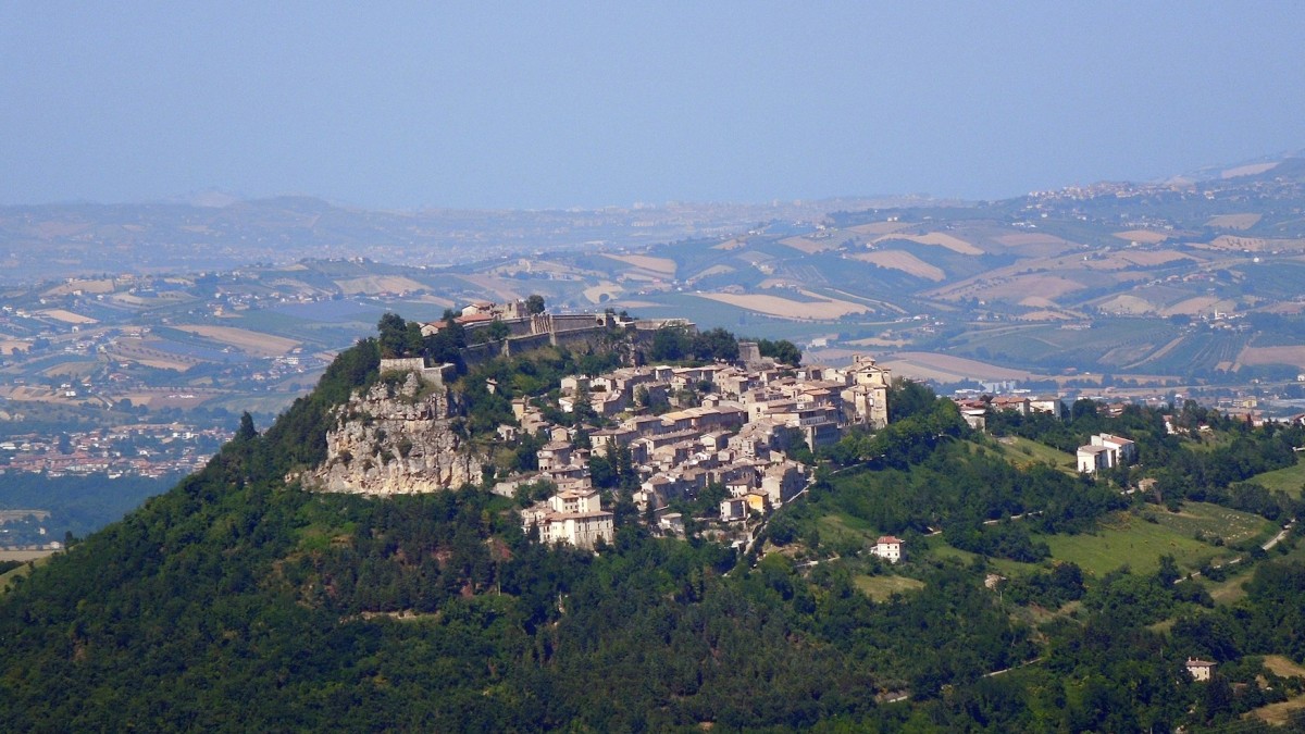 via più stretta d'italia