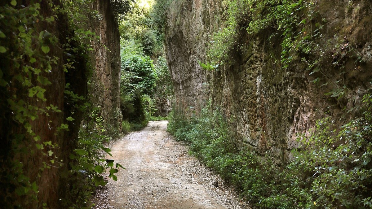 vie cave etrusche