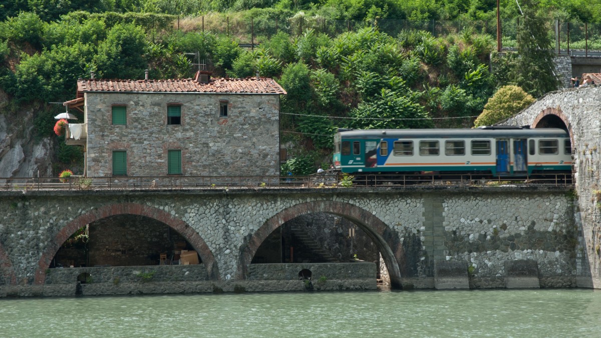 ponte del diavolo lucca