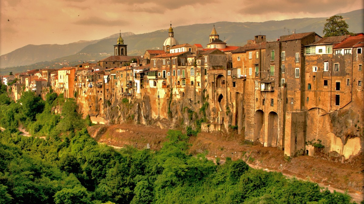 paesi particolari campania
