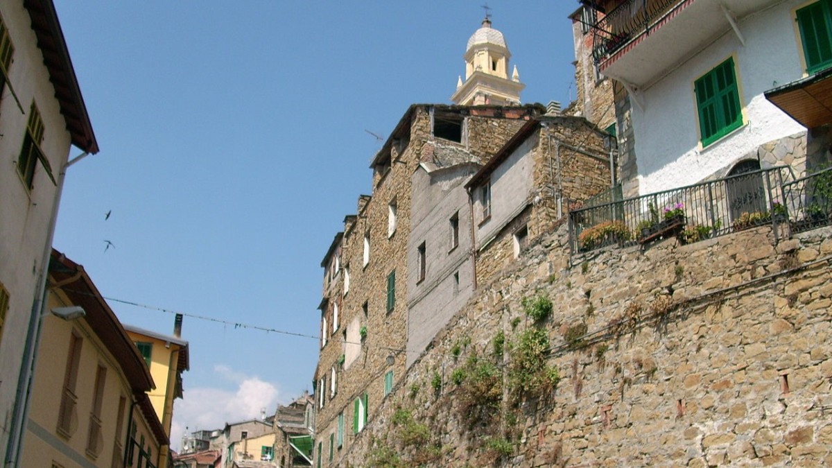 cosa vedere a montalto ligure