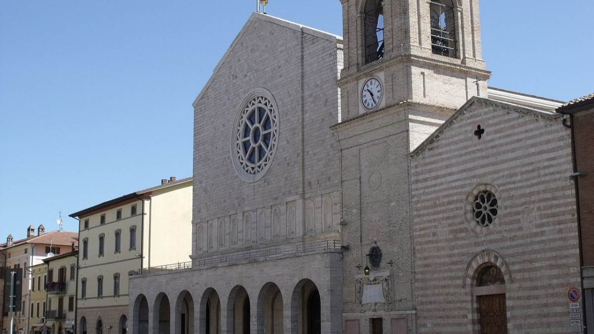 paesi da vedere vicino assisi