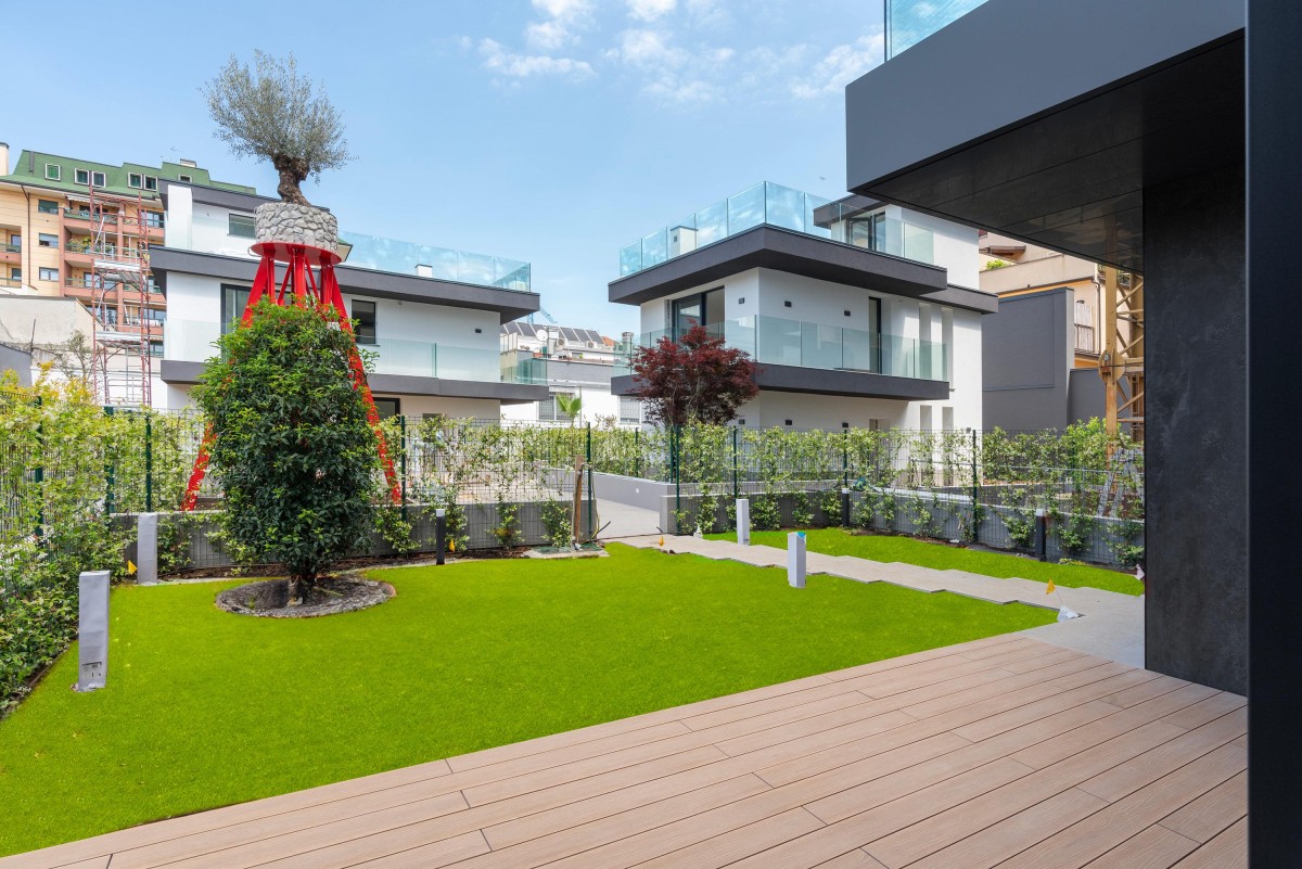 casa con giardino 2