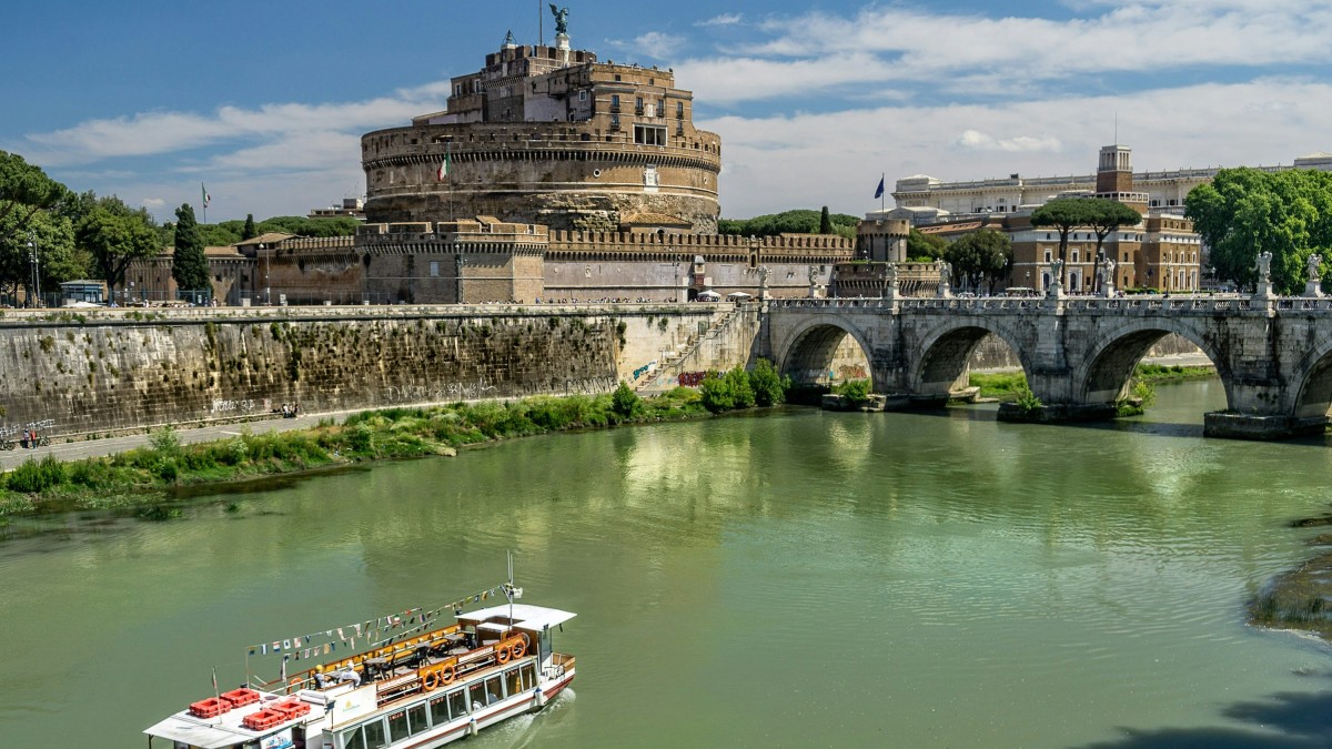 perchè castel sant'angelo si chiama cosi