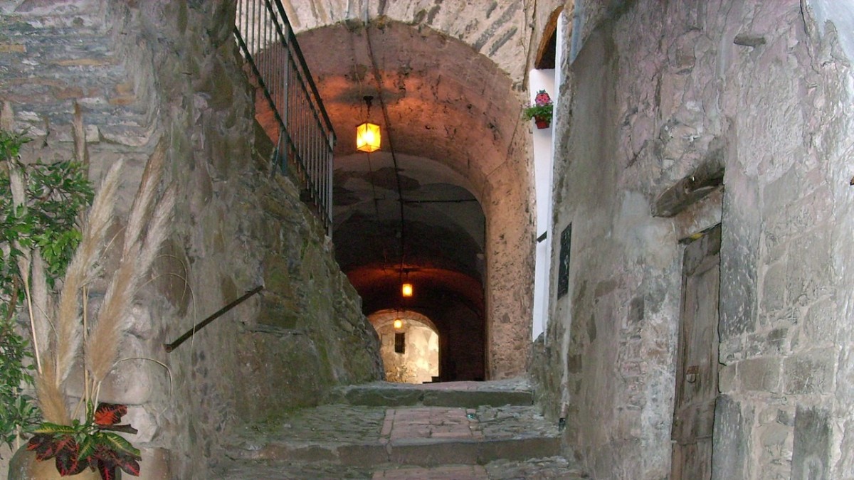 cosa vedere a montalto ligure