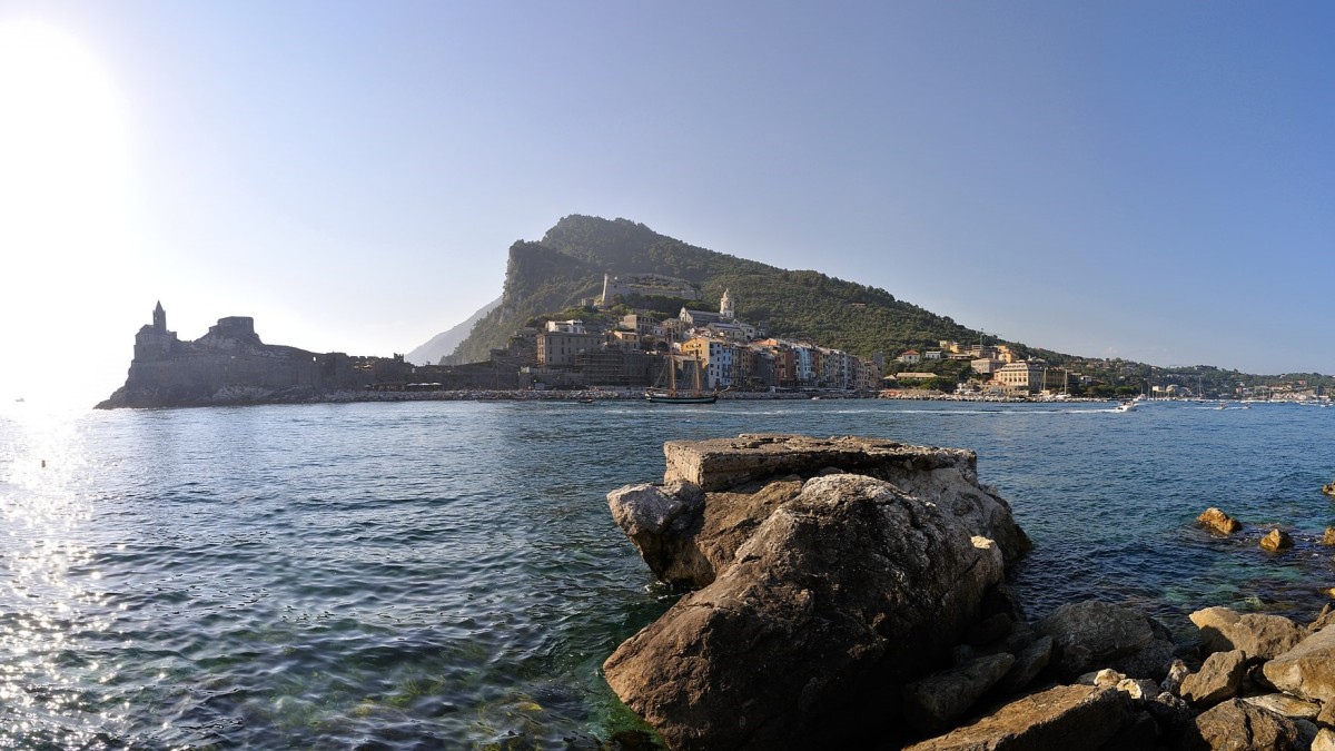 paesi particolari liguria