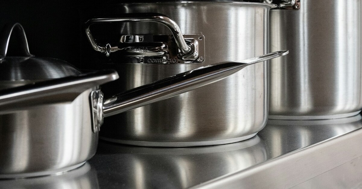 set di 3 pentole nel cassetto