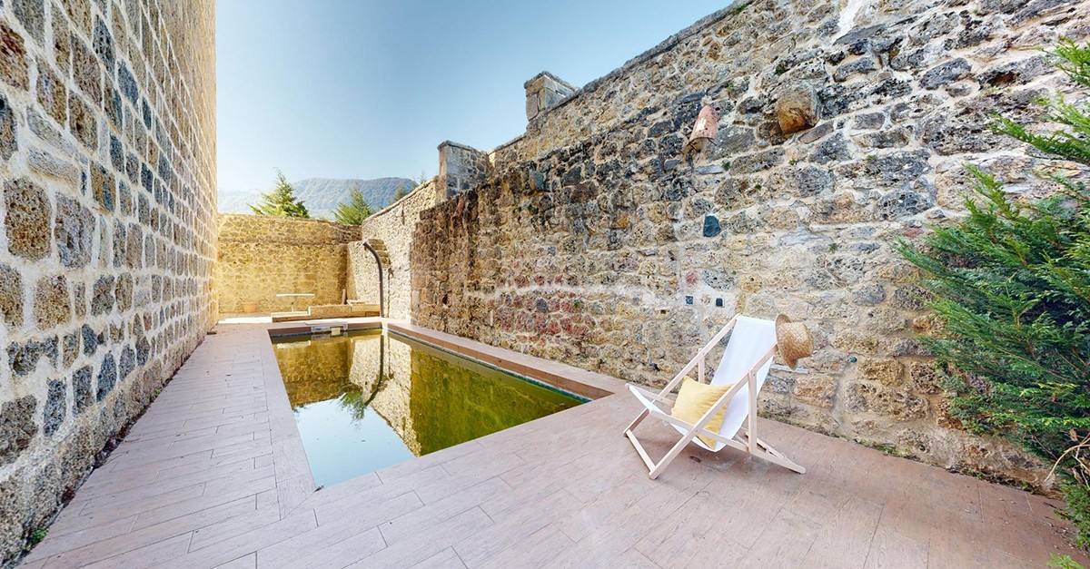 La torre de Lezana en Burgos sigue en venta en idealista