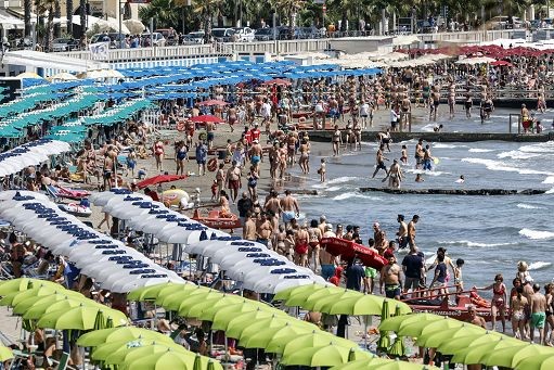 Turismo, Fipe: questa estate 215 mln presenze (+1,6%) trainate da stranieri