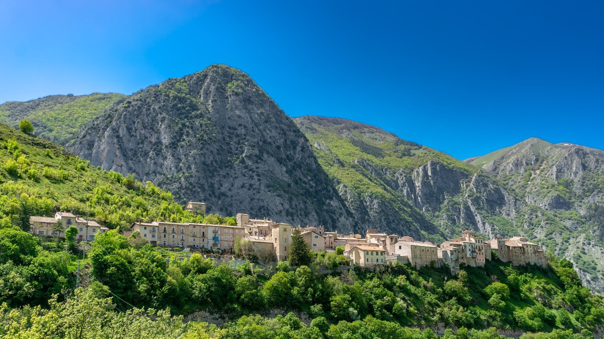 paesi particolari abruzzo