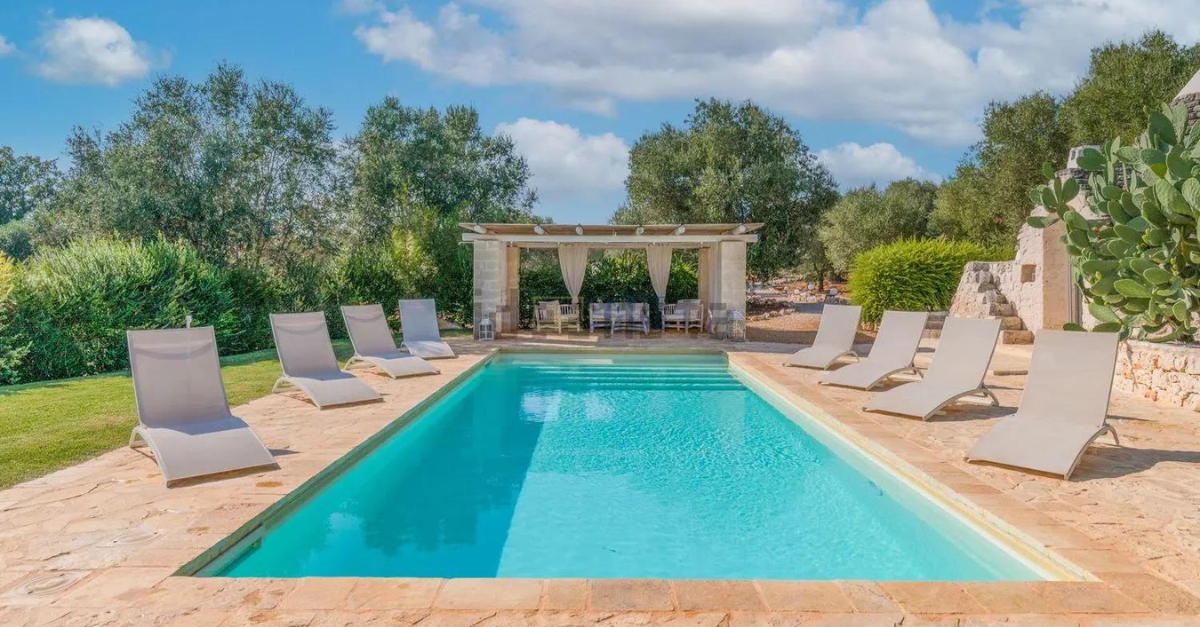 Case con piscina con lo sconto