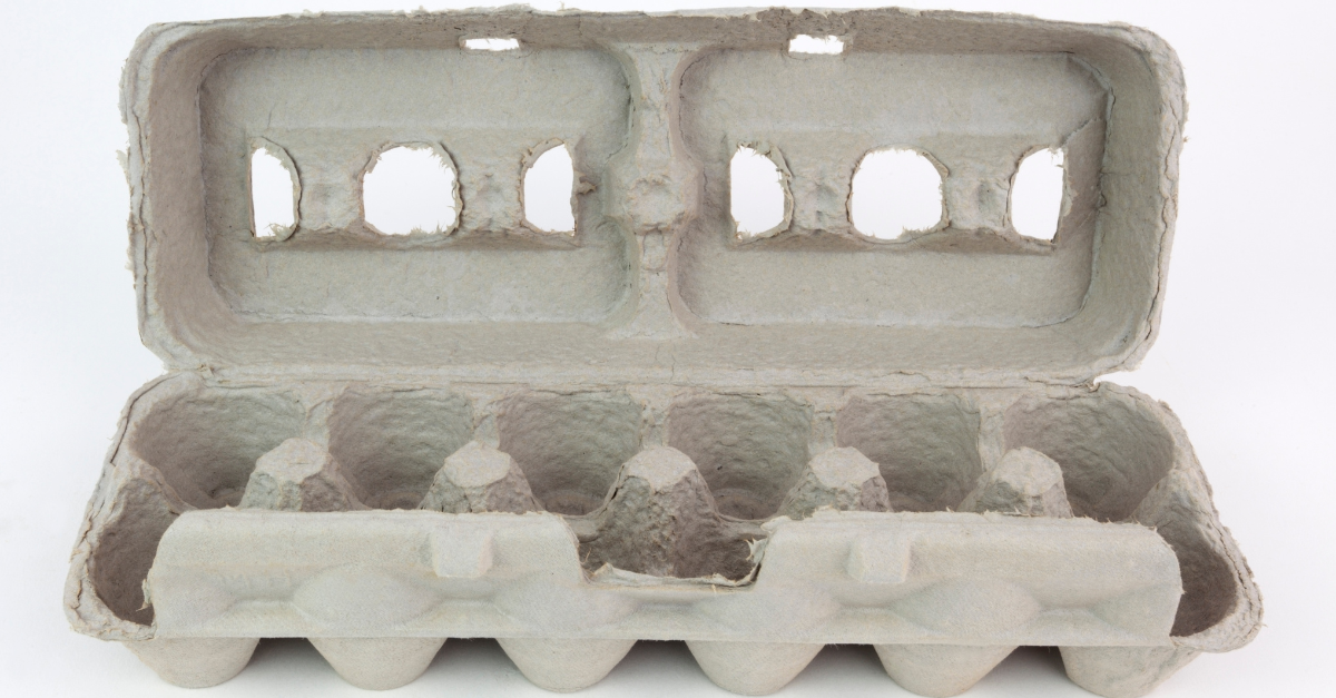 Cartoni delle uova per insonorizzare