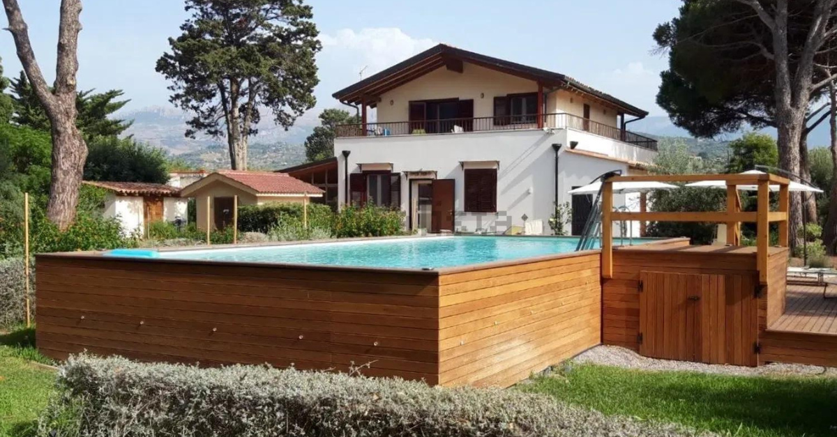 Case con piscina con lo sconto
