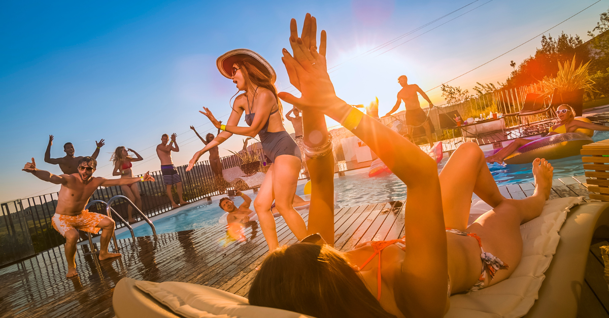 Organizzare una festa in piscina