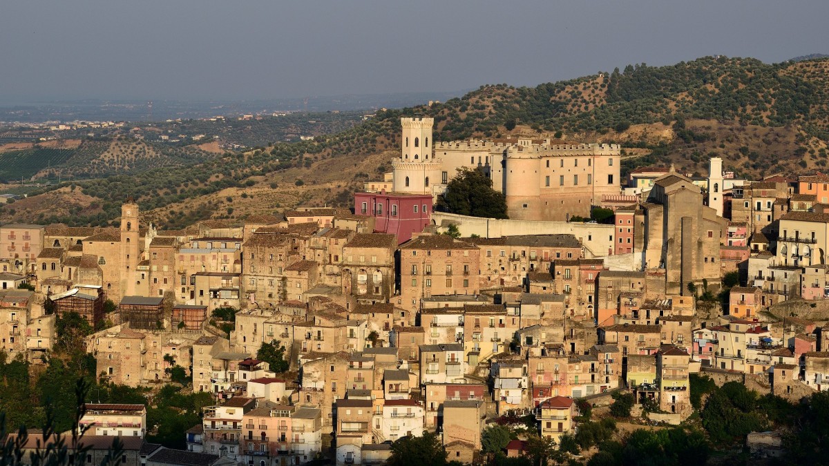 paese piu popolato calabria