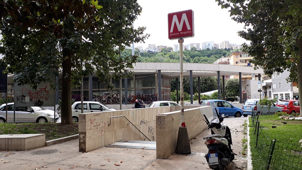  nomi particolari metro napoli