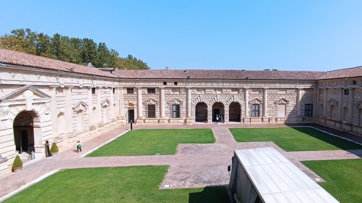 palazzo te perche si chiama cosi