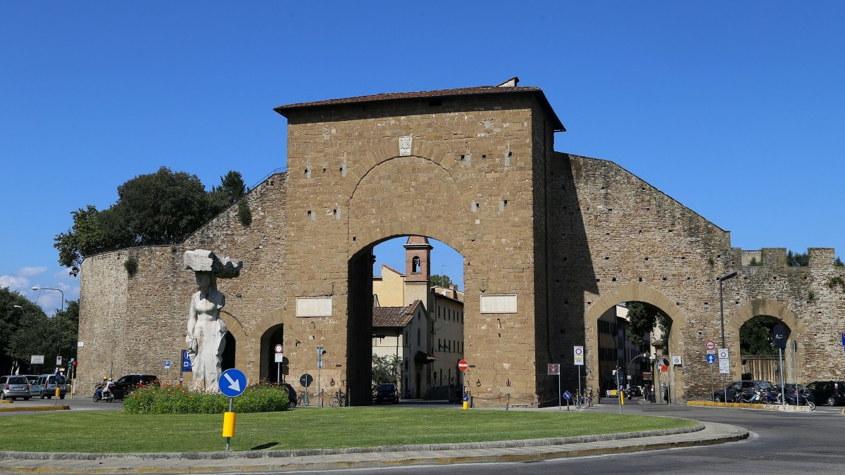 vivere oltrarno firenze