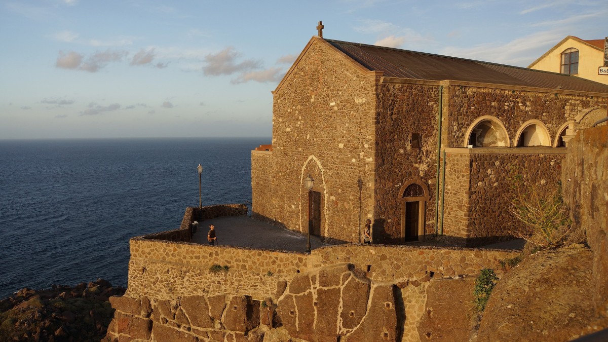 vivere a castelsardo