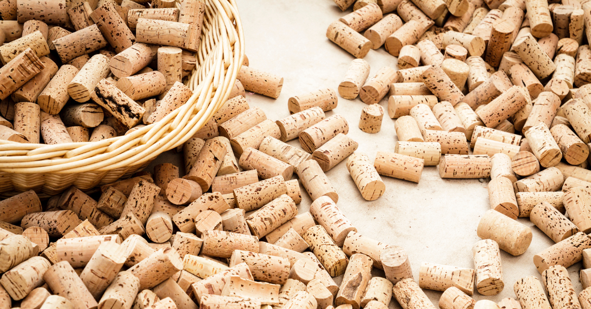 Dove si buttano i tappi di sughero