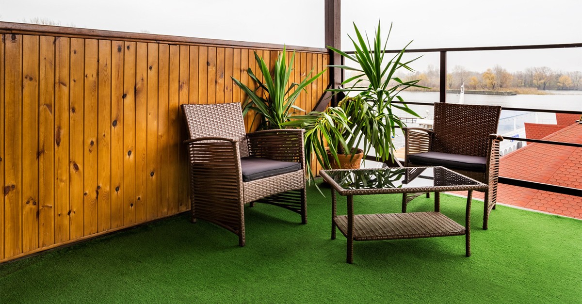 erba sintetica terrazzo balcone