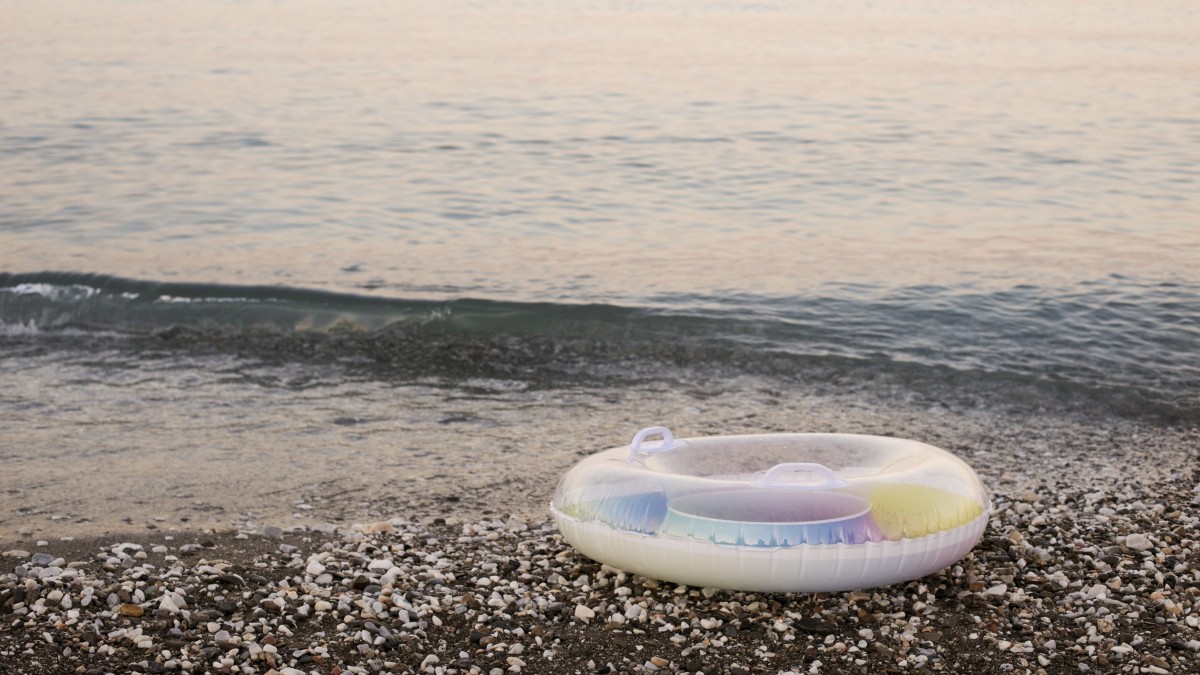 materassino gonfiabile bucato