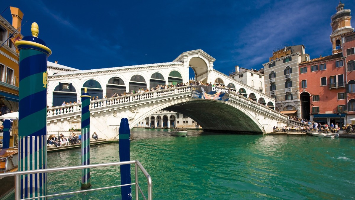 perchè i pali a venezia non marciscono