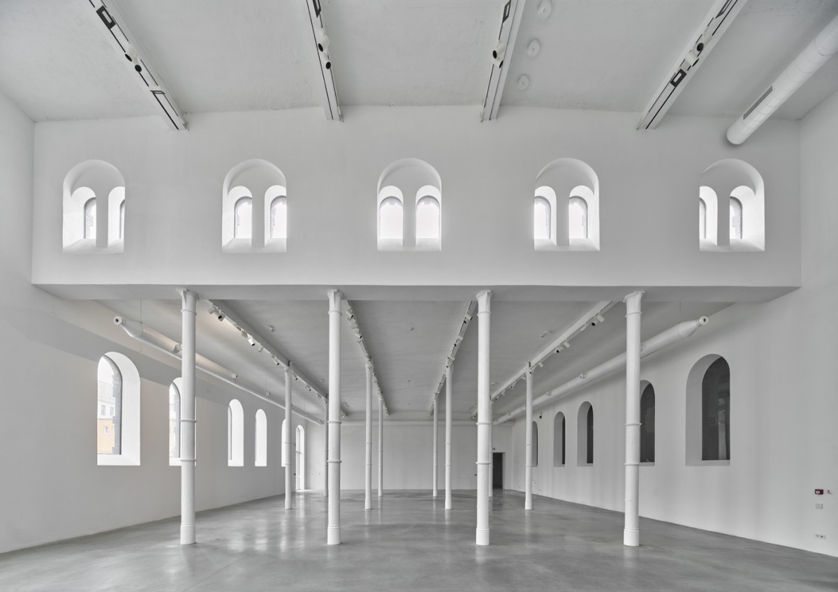 Plato Contemporary Art Gallery