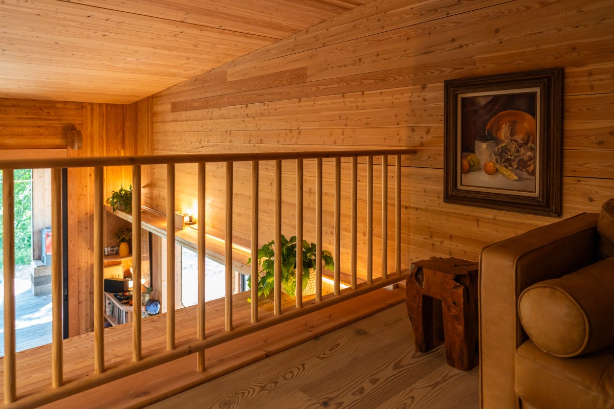 Cross Cabin