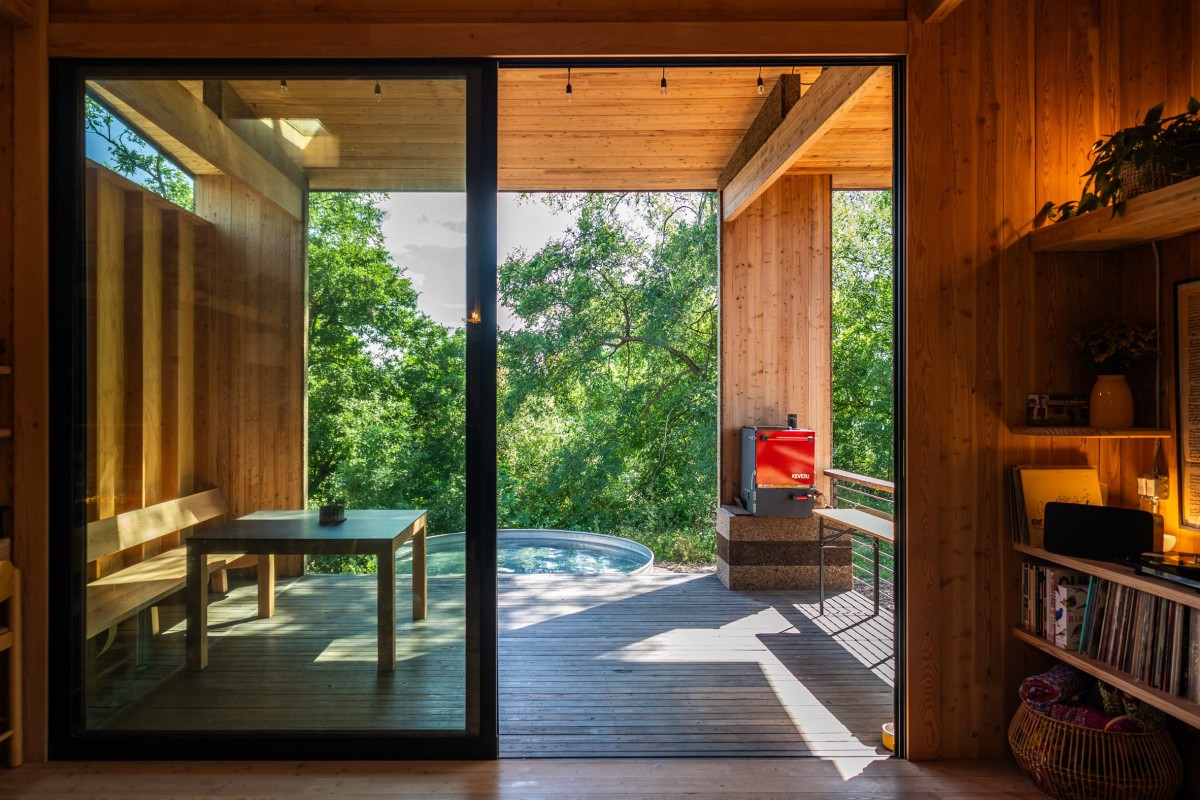 Cross Cabin