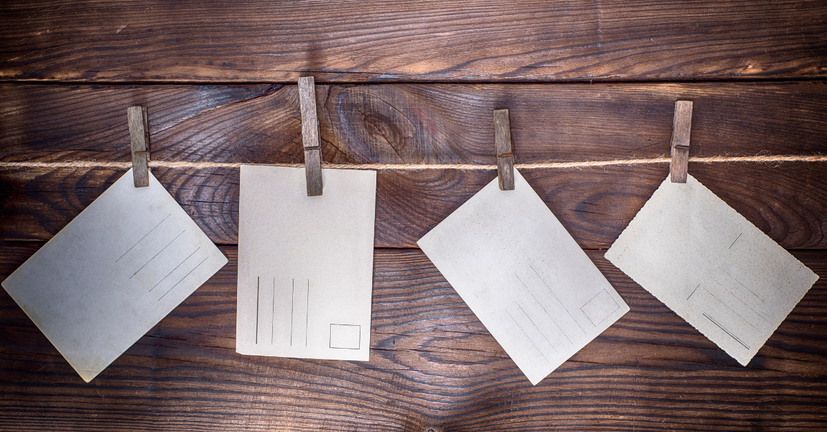 Come usare le cartoline per arredare casa