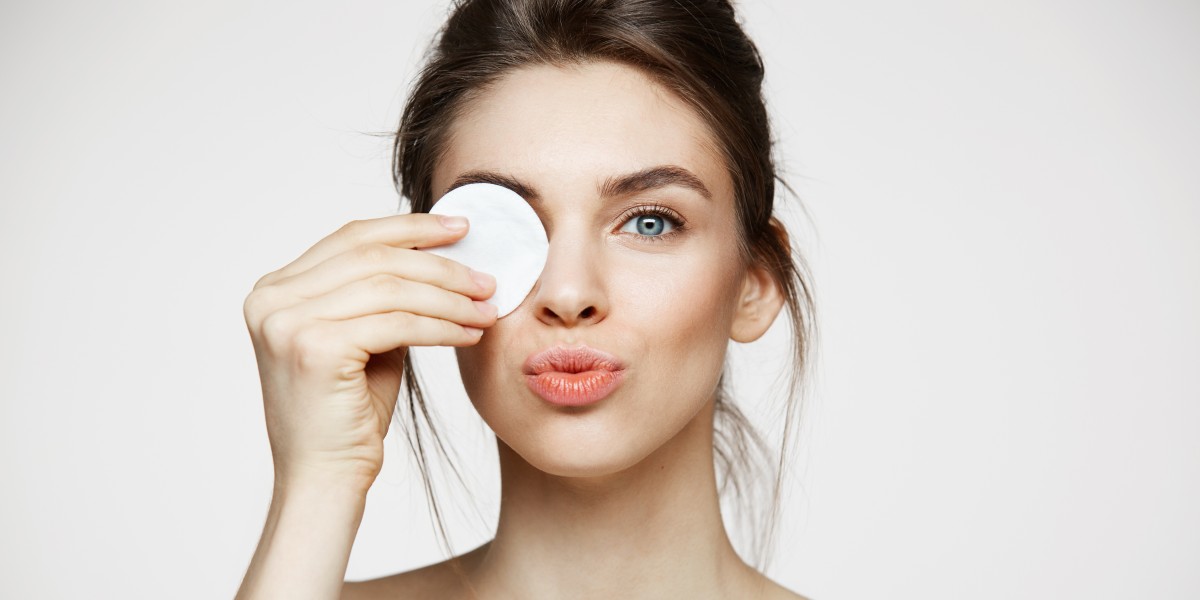 Dove si buttano i dischetti di cotone