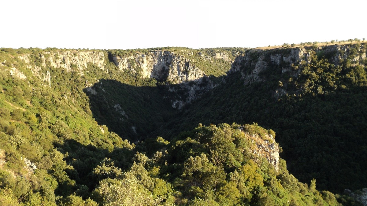 via ellenica