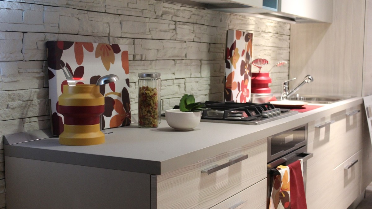 arredamento color prugna