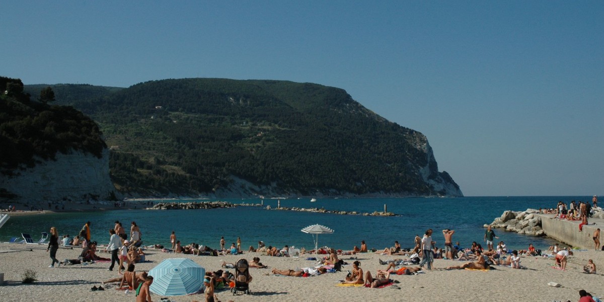 Spiaggia San Michele, Sirolo