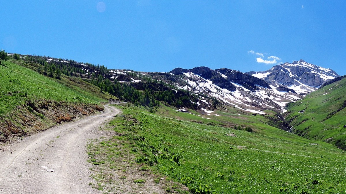 valle maira trekking