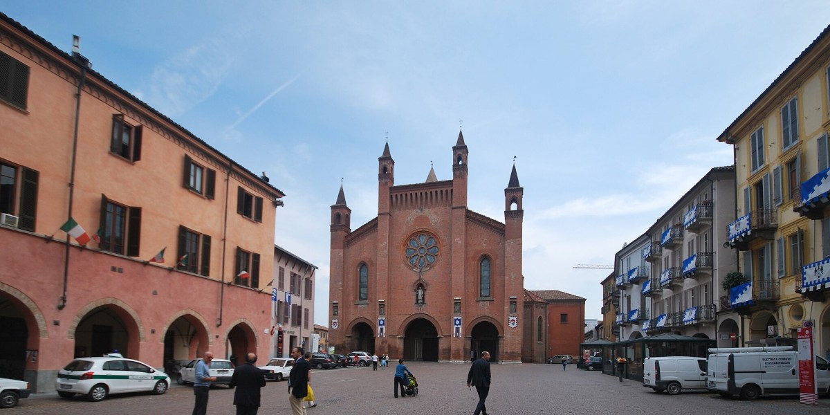 Duomo San Lorenzo, Alba