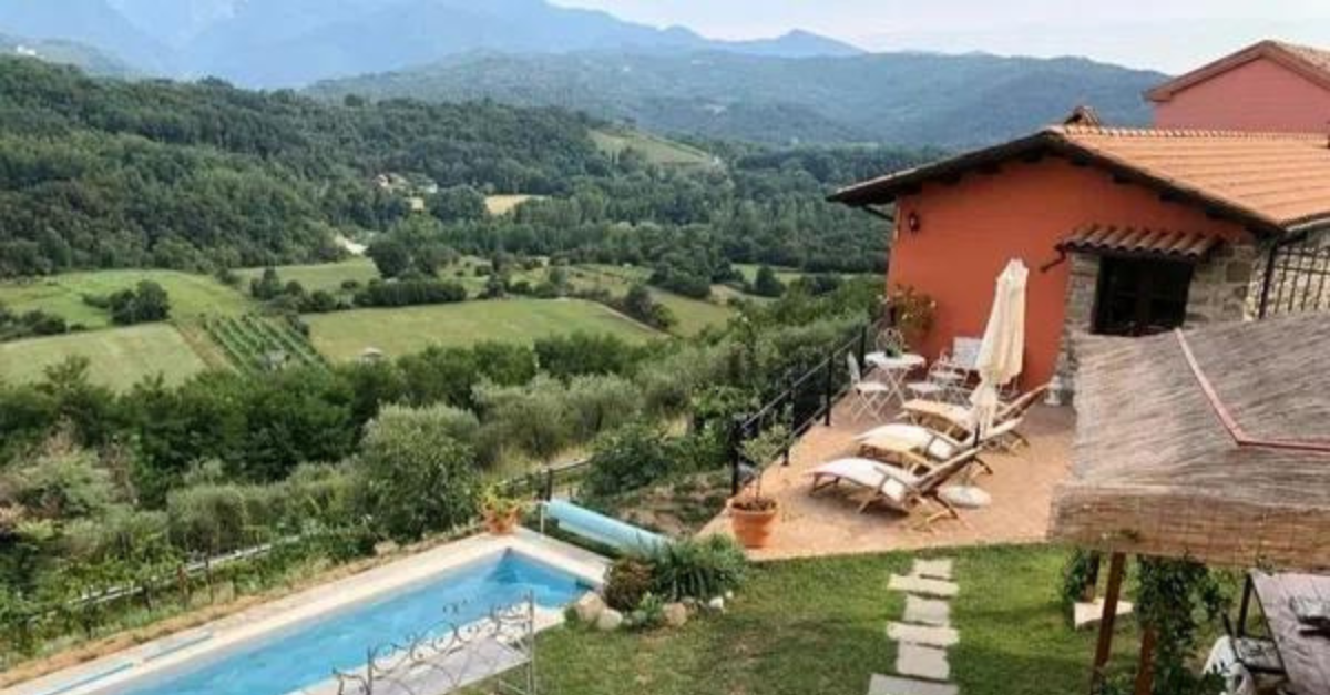 Casali con piscina con lo sconto