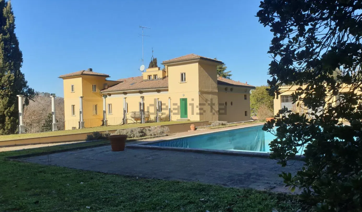 villa in vendita