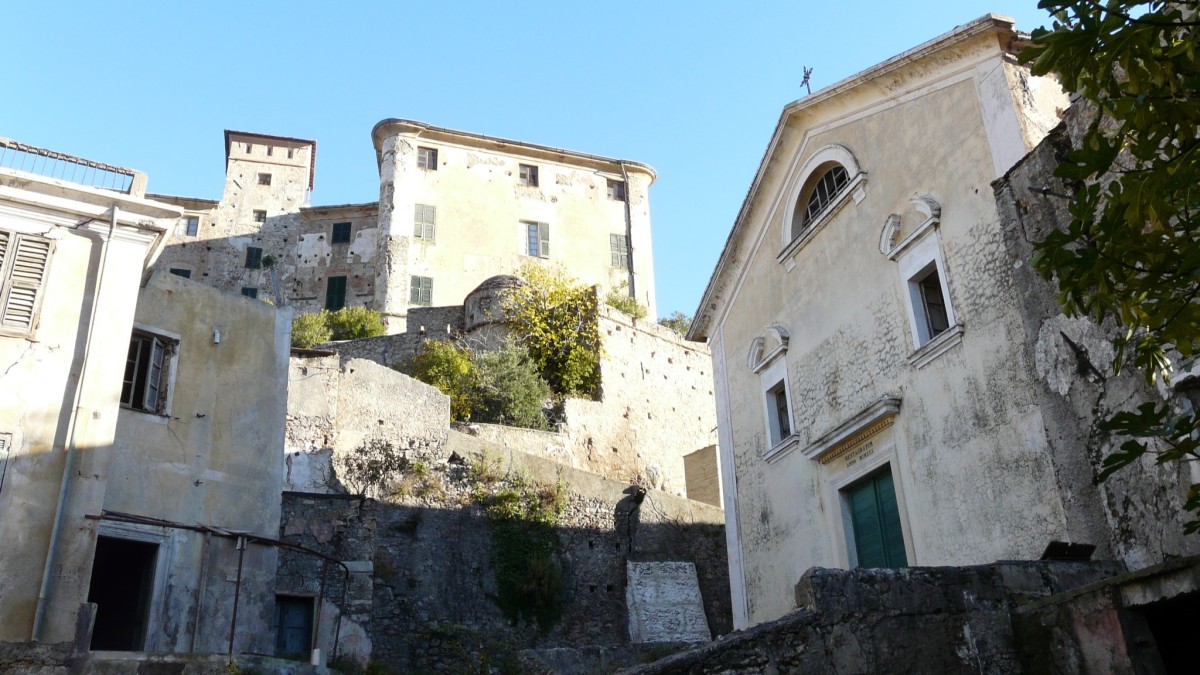 balestrino città fantasma