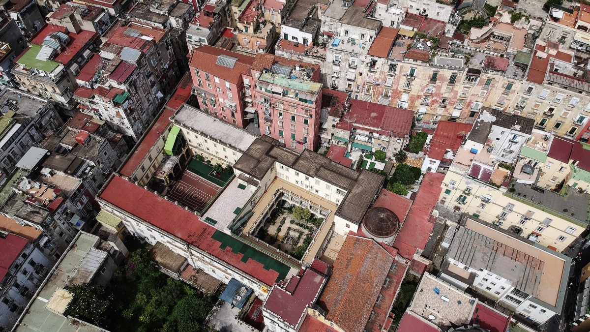 perche i quartieri spagnoli si chiamano cosi