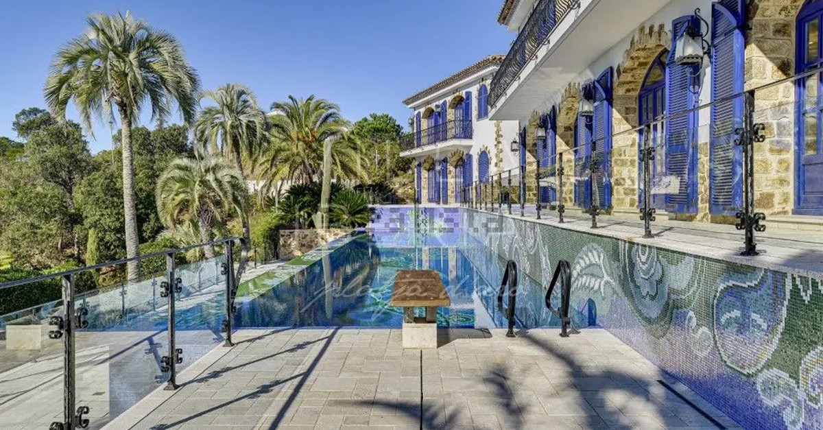 Casa bottiglia Spagna