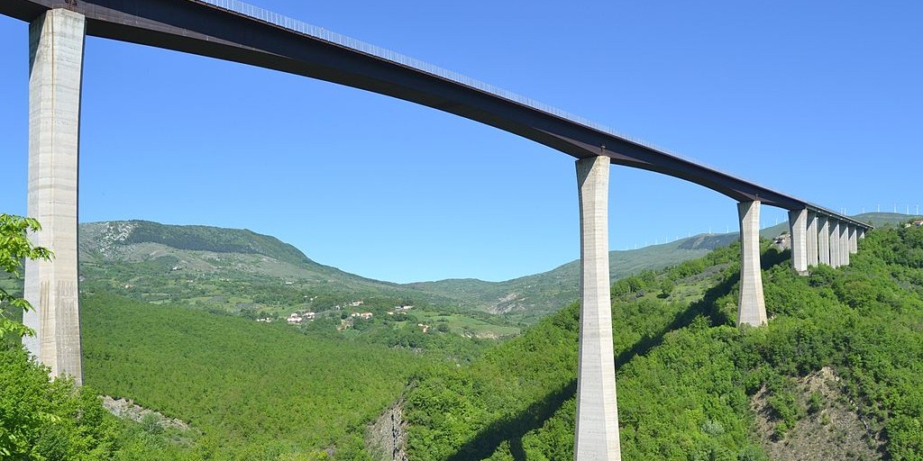 il ponte più grande in Italia