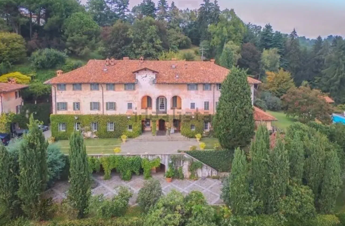 villa con piscina