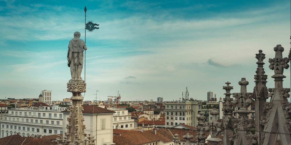 duomo di Milano statua Mussolini